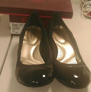 Black Low Wedge Shoes